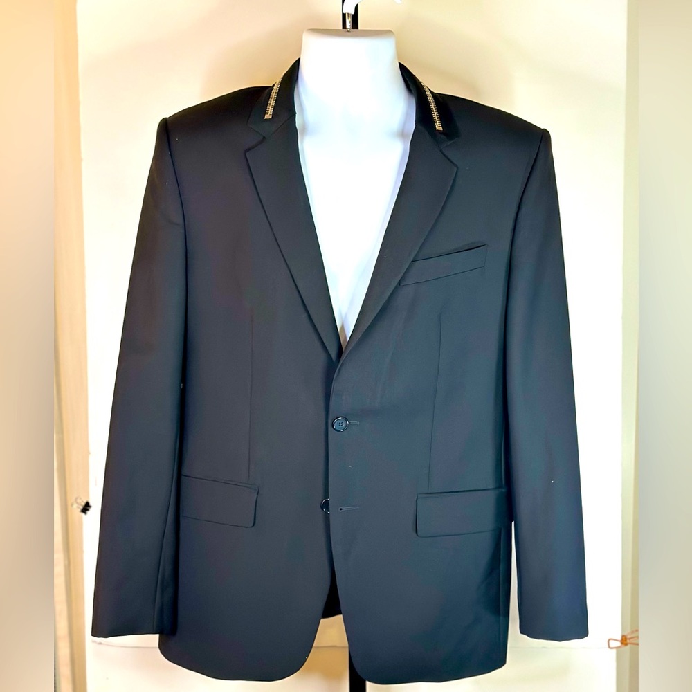 Givenchy Men’s Blazer with Zipper Collar DETAIL